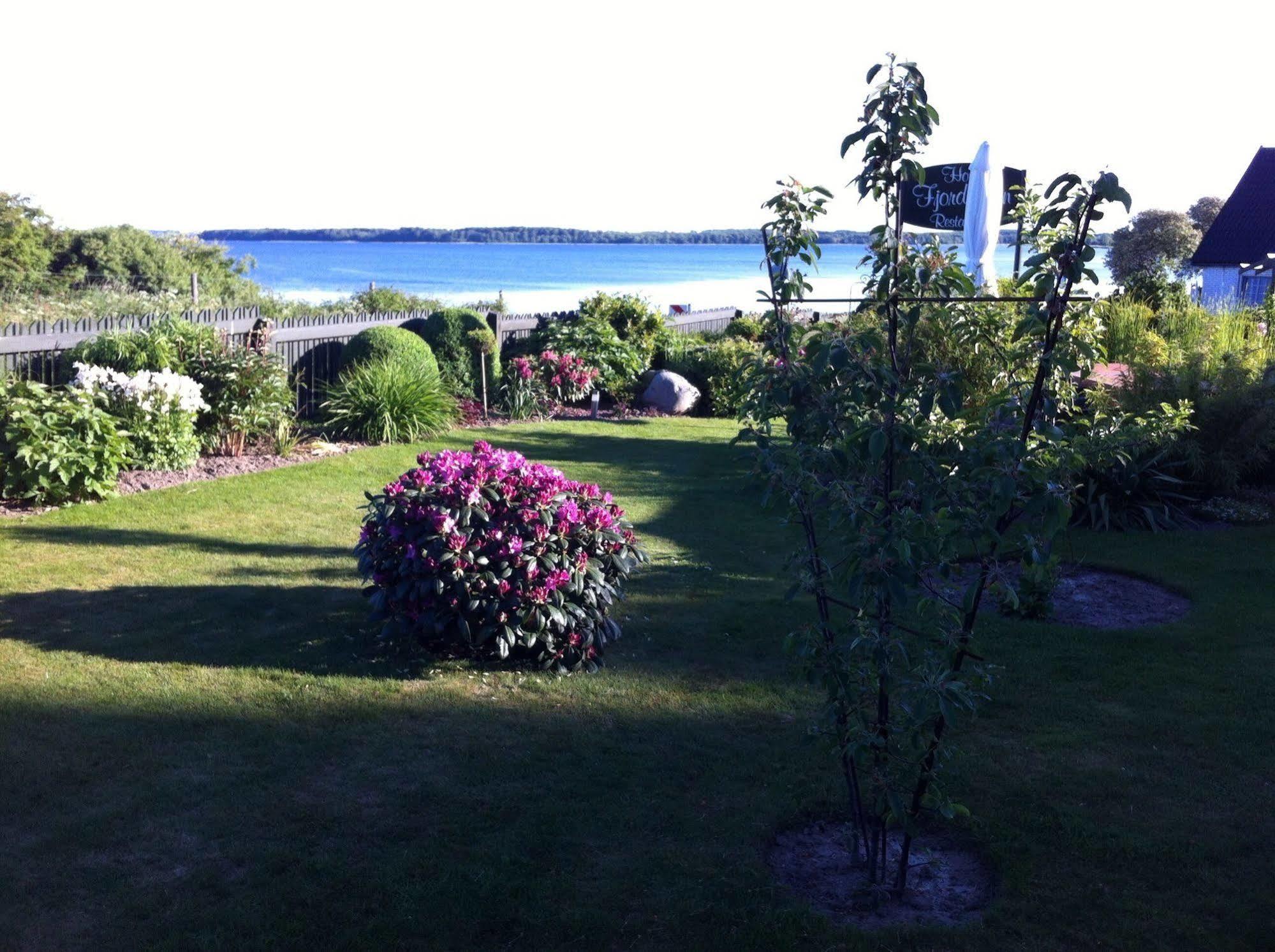 Hotel Fjordkroen Tappernoje Bagian luar foto